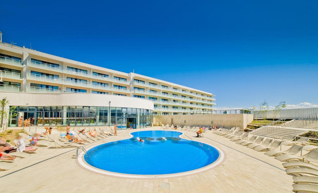 Aqua Resort Apartments-Aqua Park No Limit, Parking Kołobrzeg Exteriör bild